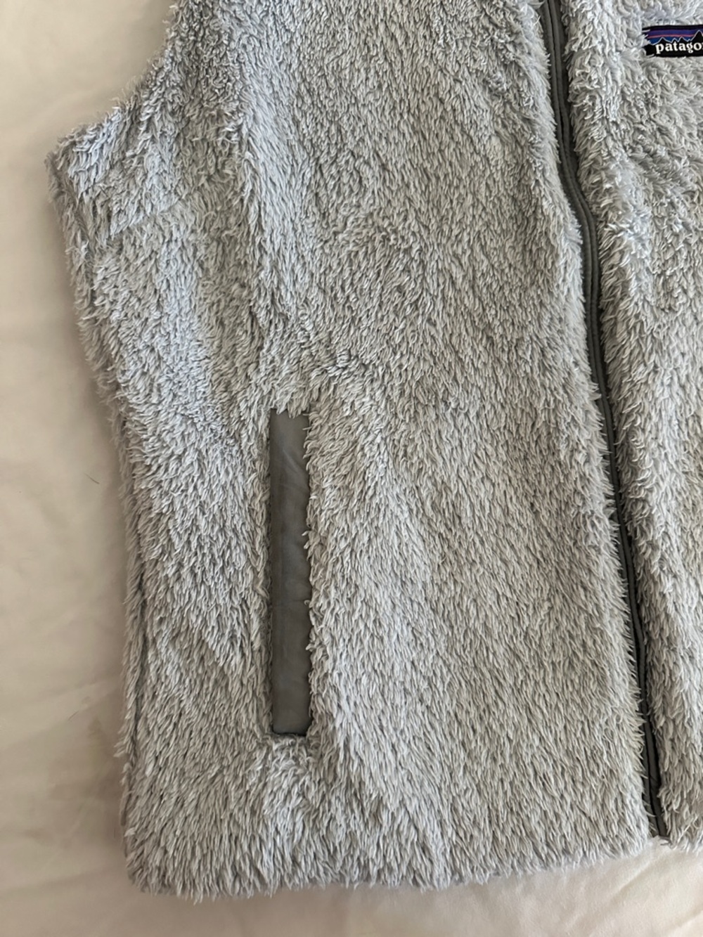 Patagonia Women’s Los Gatos Fleece Full Zip High Collar Vest - Picture 4 of 13